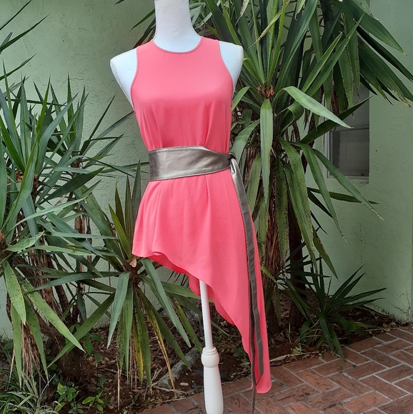 BCBGMaxazria Asymmetrical Sleeveless Top - Picture 3 of 7